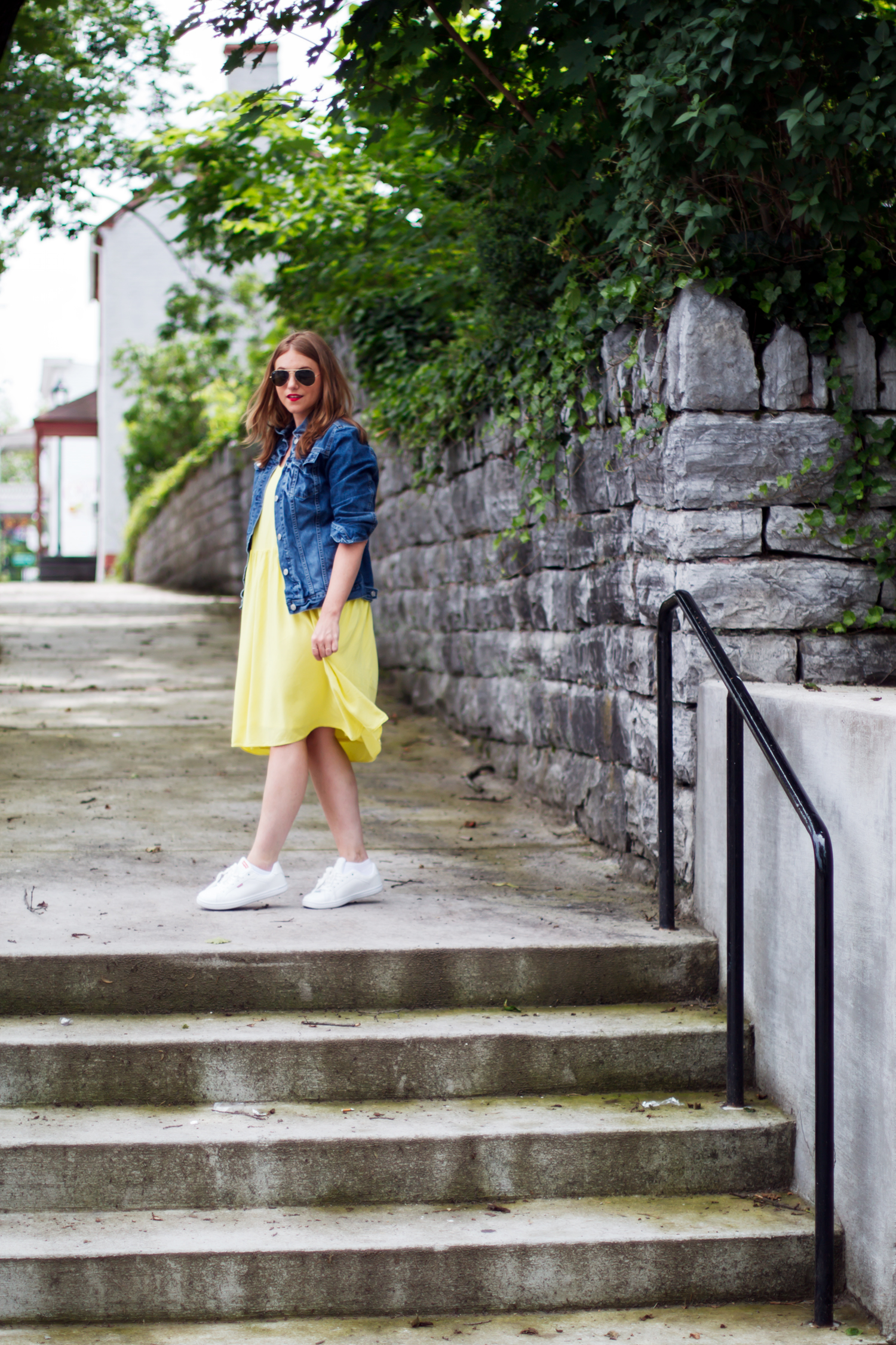 drivinginyellow_2